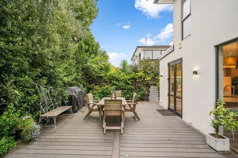 Photo of property in 53 Innes Road, St Albans, Christchurch, 8052