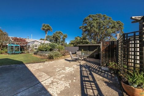 Photo of property in 92 Russell Street, Westport, 7825