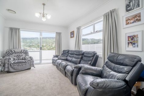 Photo of property in 26 Duncan Street, Tawa, Wellington, 5028