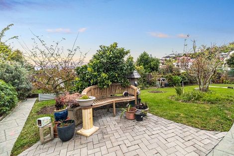 Photo of property in 4 Astor Place, Orewa, 0931