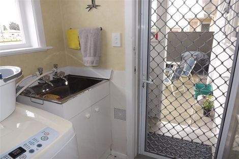 Photo of property in 15 Essex Street, Levin, 5510