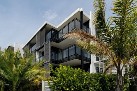 Photo of property in 2-06/424 Maunganui Road, Mount Maunganui, 3116