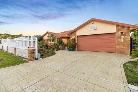 Photo of property in 4 Astor Place, Orewa, 0931