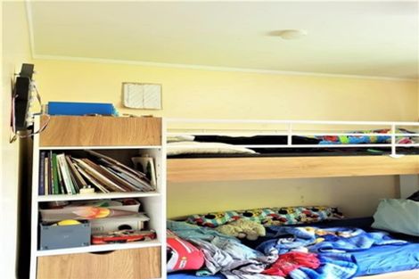 Photo of property in 8 Oldham Place, Browns Bay, Auckland, 0630