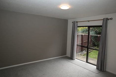 Photo of property in 3/19 Grove Road, Addington, Christchurch, 8024