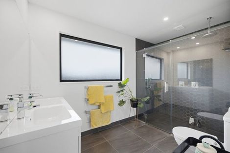 Photo of property in 28 Karere Avenue, Marshland, Christchurch, 8083