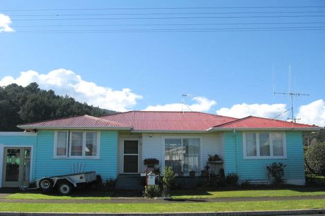 Photo of property in 200 Moanataiari Street, Thames, 3500