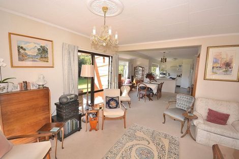 Photo of property in 1 Oak Bay, Waikanae, 5036