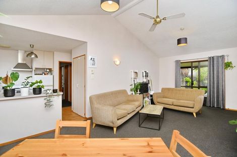 Photo of property in 2/218 Pine Avenue, South New Brighton, Christchurch, 8062