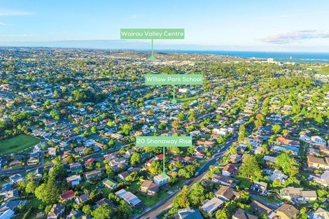 Photo of property in 20 Shanaway Rise, Hillcrest, Auckland, 0627