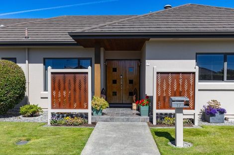 Photo of property in 17 Magnolia Drive, Springlands, Blenheim, 7201