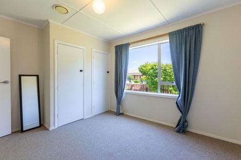 Photo of property in 46 Ross Street, Woodville, 4920