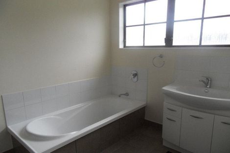 Photo of property in 195 Knights Road, Hutt Central, Lower Hutt, 5011