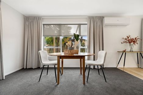 Photo of property in 50 Bowen Street, Cambridge, 3434