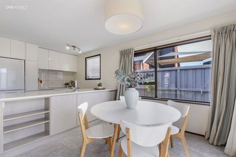 Photo of property in 2/104 Trafalgar Street, St Albans, Christchurch, 8014