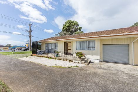 Photo of property in 1/6 Sunnybrae Road, Hillcrest, Auckland, 0627