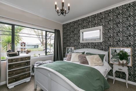 Photo of property in 54 Osier Road, Greenmeadows, Napier, 4112