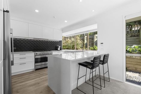 Photo of property in 123 Grovenor Drive, Orewa, 0931