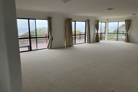 Photo of property in 886 Whangaparaoa Road, Manly, Whangaparaoa, 0930