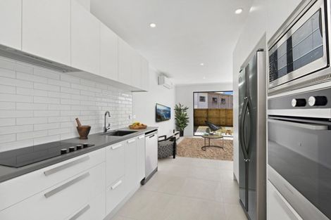 Photo of property in 34 Owen Chapman Drive, Red Beach, 0932