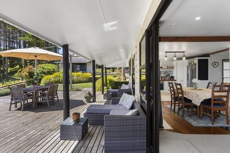 Photo of property in 543 Mataro Road, Onaero, Urenui, 4375