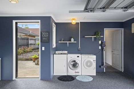 Photo of property in 42 Greig Place, Pukekohe, 2120