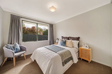 Photo of property in 14a Larch Place, Casebrook, Christchurch, 8051