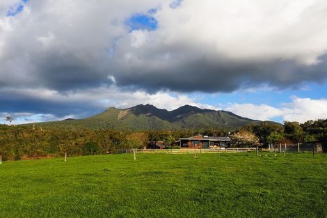 Photo of property in 775 Upper Pitone Road, Pitone, New Plymouth, 4374