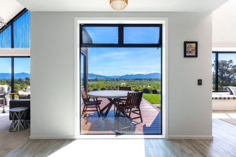 Photo of property in 21 Dry Hills Lane, Riverlands, 7274