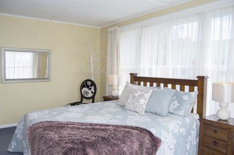 Photo of property in 17 Main Road, Harihari, 7884