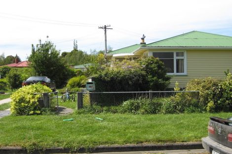 Photo of property in 20 Rolleston Street, Cheviot, 7310