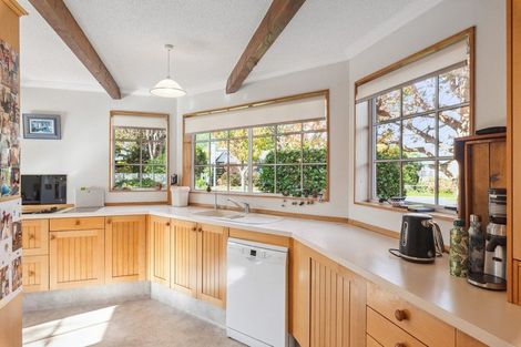 Photo of property in 3 Horopito Road, Waikanae, 5036