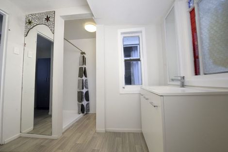 Photo of property in 100 Holloway Road, Aro Valley, Wellington, 6021