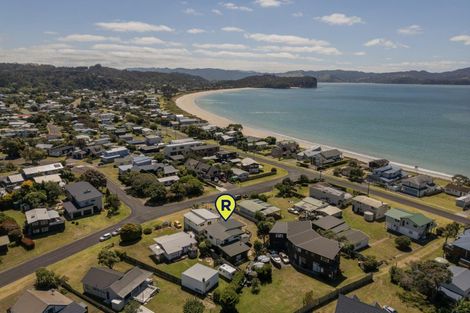 Photo of property in 10 Oyster Drive, Cooks Beach, Whitianga, 3591