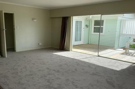 Photo of property in 3 Vienna Place, Birkenhead, Auckland, 0626