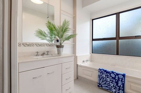 Photo of property in 48 The Esplanade, Omokoroa, 3114