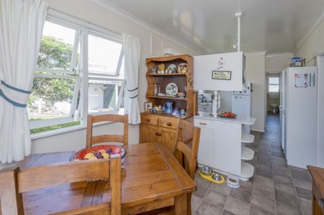 Photo of property in 182 Tiro Tiro Road, Levin, 5510