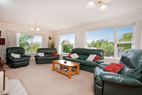 Photo of property in 9 Munstead Place, Hillcrest, Auckland, 0627