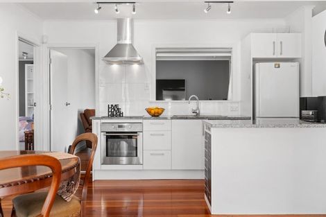 Photo of property in 1/31 Lavelle Road, Henderson, Auckland, 0612