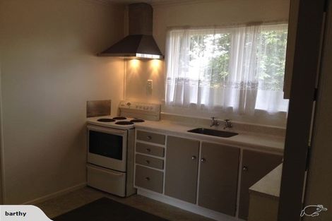 Photo of property in 2/10 Mahon Place, Papatoetoe, Auckland, 2025