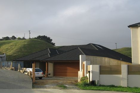 Photo of property in 17 Saint Austell Close, Camborne, Porirua, 5026