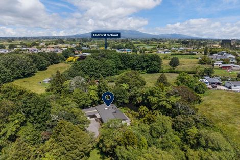 Photo of property in 66 Kent Terrace, Midhirst, Stratford, 4394