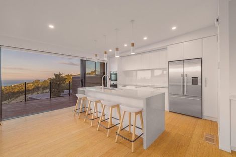 Photo of property in 3 The Terrace, Mount Pleasant, Christchurch, 8081