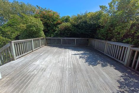 Photo of property in 33 Jillett Street, Titahi Bay, Porirua, 5022