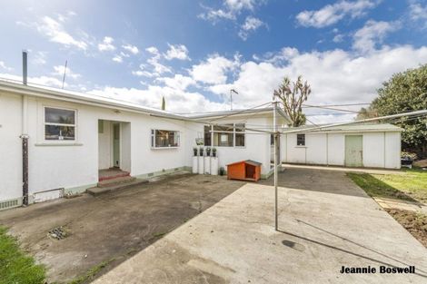 Photo of property in 28 Henare Street, West End, Palmerston North, 4412