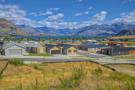 Photo of property in 7 The Heights Avenue, Wanaka, 9305
