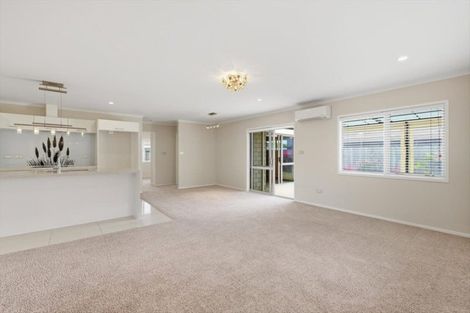 Photo of property in 82 Golden Sands Drive, Papamoa Beach, Papamoa, 3118