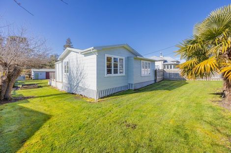 Photo of property in 21 Great North Road, Waipawa, 4210