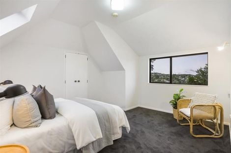 Photo of property in 1/81 Carlisle Road, Torbay, Auckland, 0632