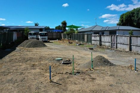 Photo of property in 5 Toru Street, Te Atatu Peninsula, Auckland, 0610